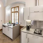 3 Epoques By Adrez Apartman