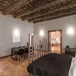 3 Epoques By Adrez Apartment