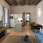 Apartment 3 Epoques By Adrez Prag